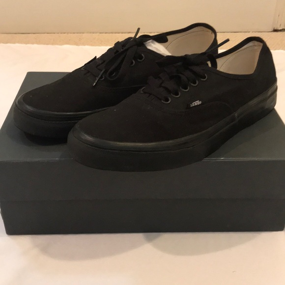 Vans Other - Vans Classic Low Top SK8 Shoes